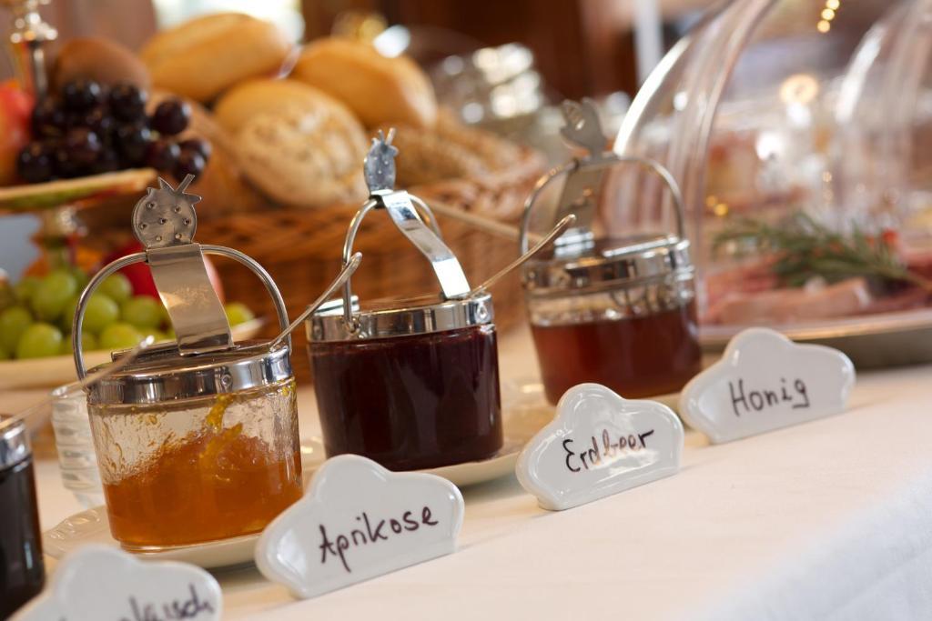 Hotel Warteck Фройденщат Екстериор снимка