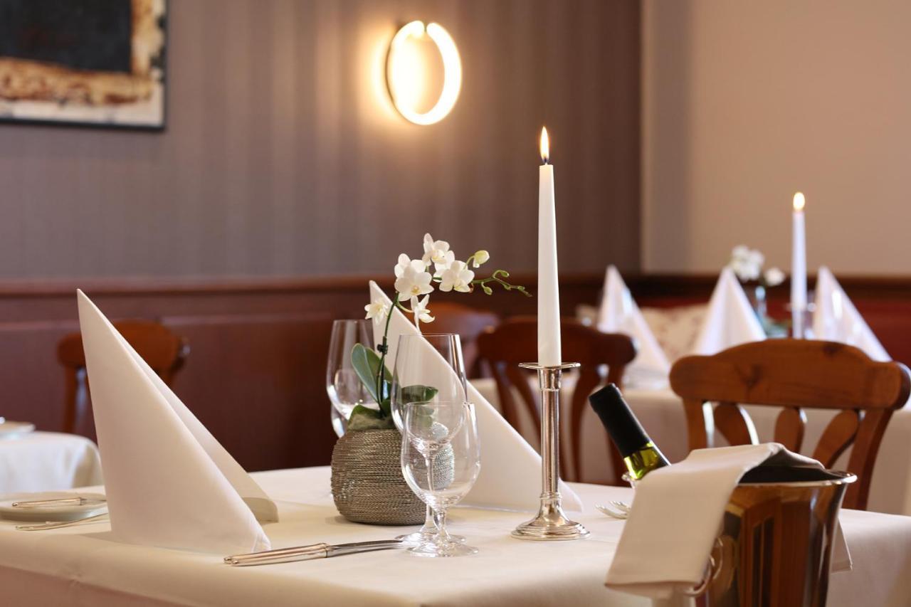 Hotel Warteck Фройденщат Екстериор снимка